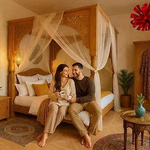 Hidden Gem Antique With Stunning Views Appartamento Bucarest