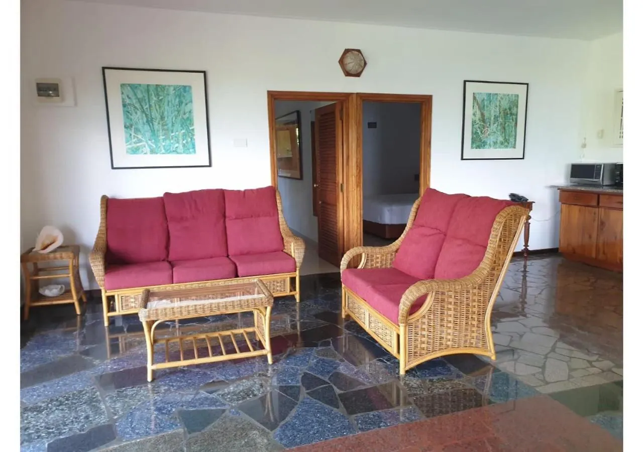 Anse Soleil Resort Baie Lazare